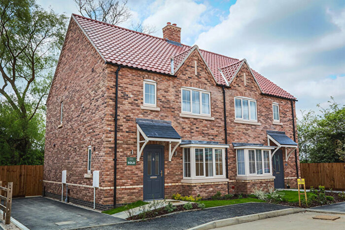 3 Bedroom Semi Detached House For Sale In Damson Avenue, Skellingthorpe, Lincoln, LN6