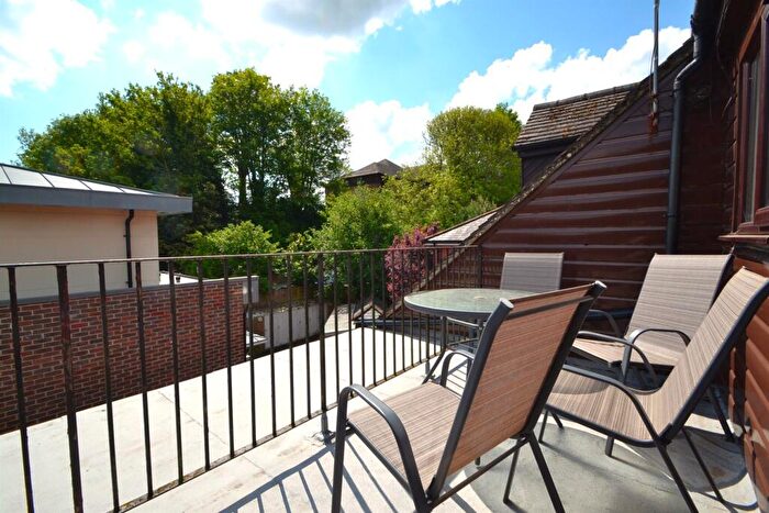 3 Bedroom Flat For Sale In Sussex Street Winchester, SO23