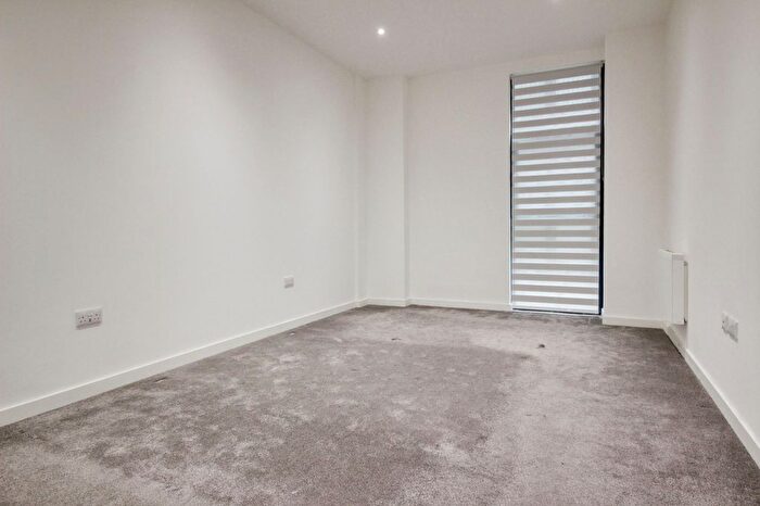 1 Bedroom Flat To Rent In North Star Avenue, Swindon, SN2