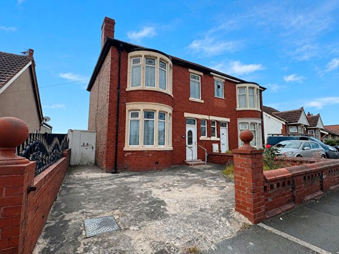 3 Bedroom Semi Detached House For Sale In Greenwood Avenue, Blackpool, FY1