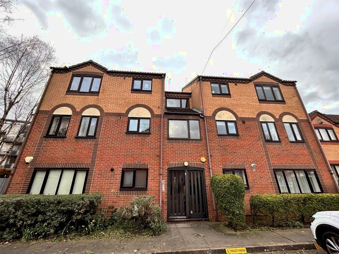 2 Bedroom Flat To Rent In Bellcroft, Edgbaston, Birmingham, B16