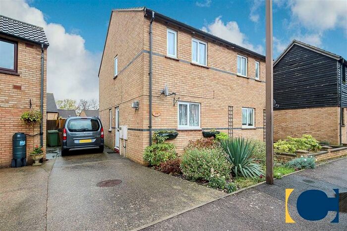 2 Bedroom Semi-Detached House To Rent In Lowndes Grove, Shenley Church End, Milton Keynes, MK5