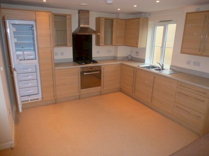 2 Bedroom Flat To Rent In Ffordd James Mcghan, Cardiff CF11