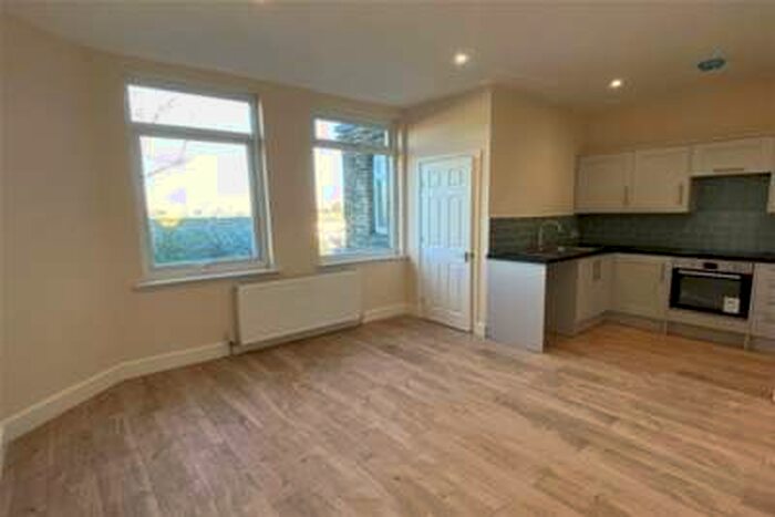 1 Bedroom Flat To Rent In High Street, Gillingham, ME7