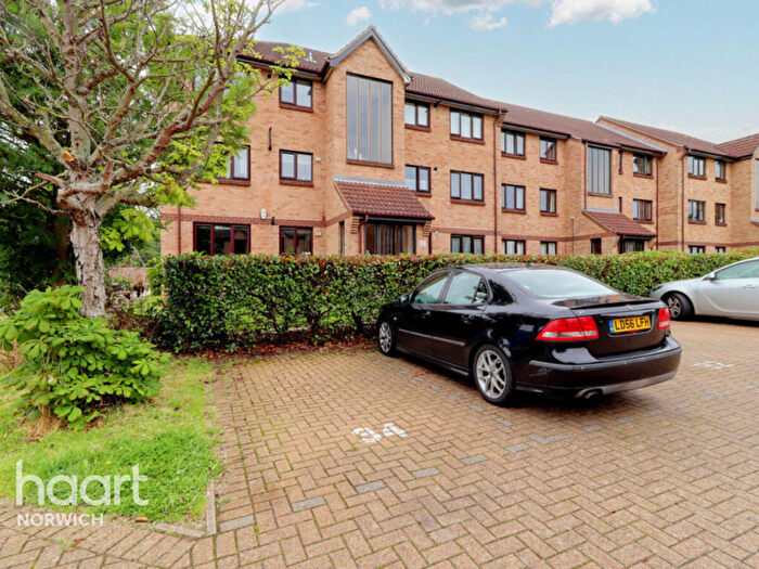 1 Bedroom Flat For Sale In Bentley Way, Weston Road, Norwich, NR6