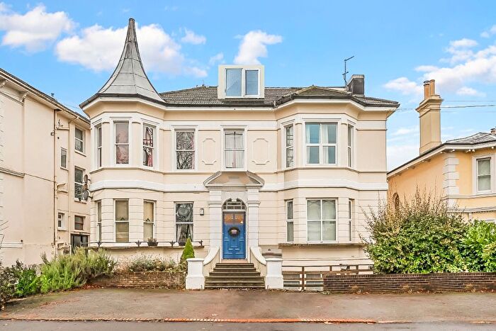 1 Bedroom Flat To Rent In Beulah Road, Tunbridge Wells, TN1