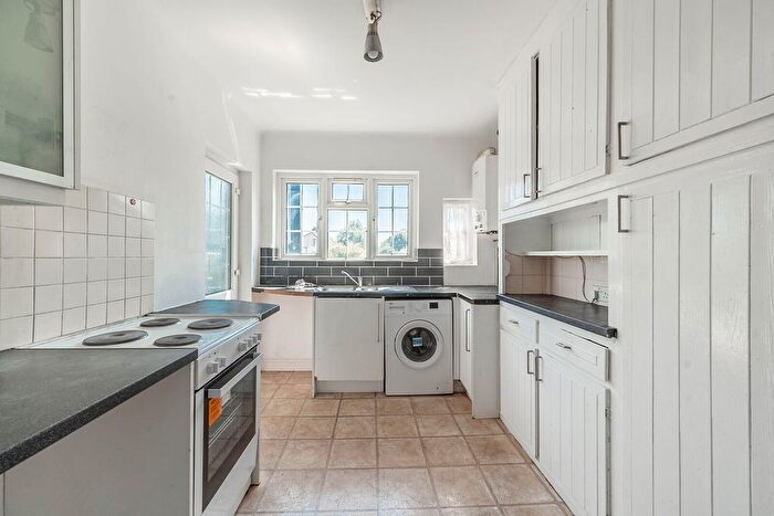 2 Bedroom Flat To Rent In Marlborough Hill, Harrow, HA1