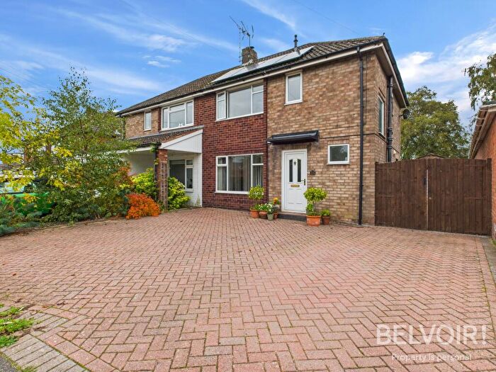 3 Bedroom Semi-Detached House To Rent In Ascot Road, Baswich, Stafford, ST17
