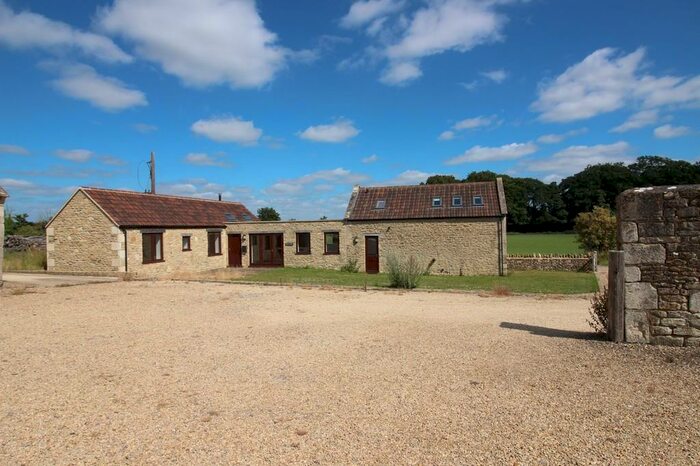 4 Bedroom Barn Conversion To Rent In Monkton Farleigh, Bradford-on-Avon, BA15