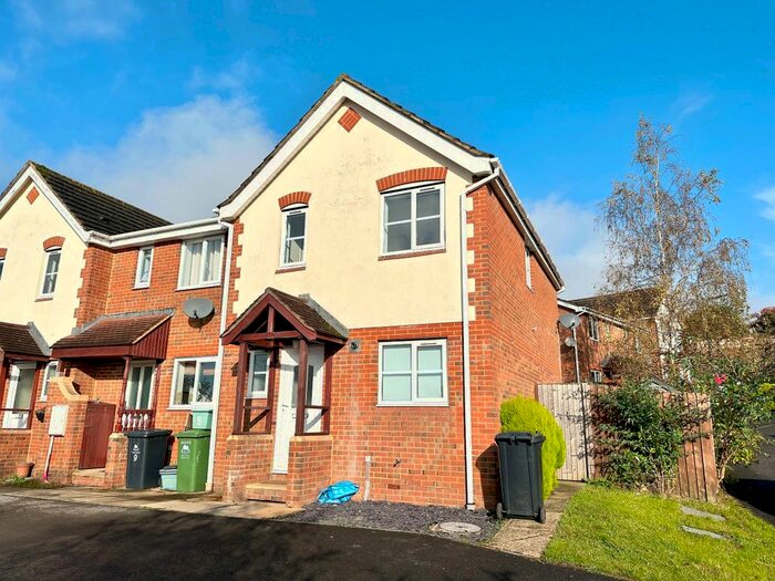 3 Bedroom Terraced House To Rent In Livia Way, Lydney, GL15