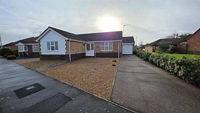 2 Bedroom Bungalow To Rent In Green Fleet Drive, Oulton, Lowestoft, Suffolk, NR32