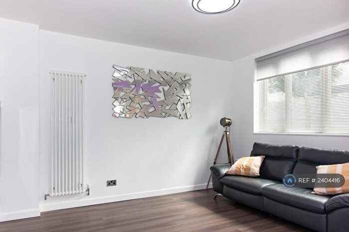 1 Bedroom Flat To Rent In Chingford Mount Road, London, E4