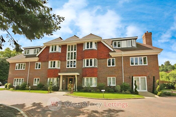 2 Bedroom Flat To Rent In Tattenhall, West Byfleet, KT14