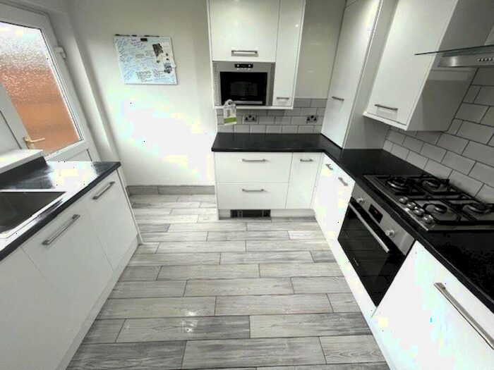 3 Bedroom Semi-Detached House To Rent In Balshaw Crescent, Leyland, PR25