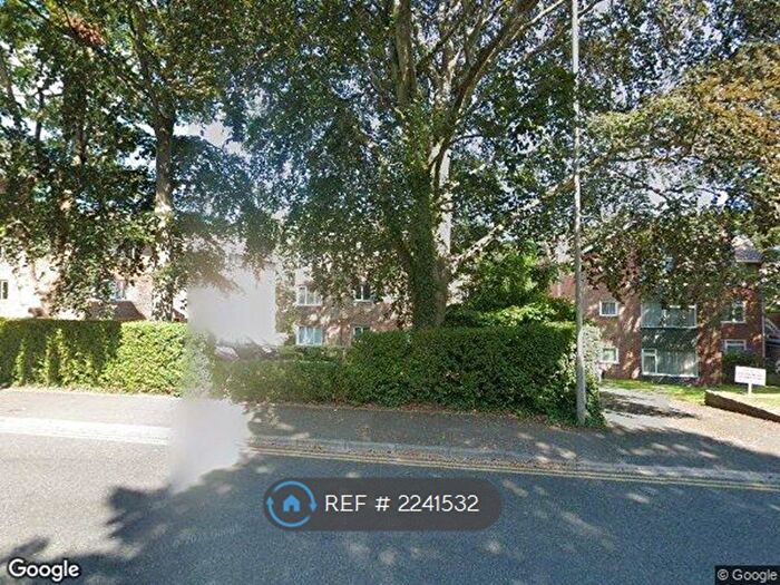 2 Bedroom Flat To Rent In The Allens, Poole, BH12