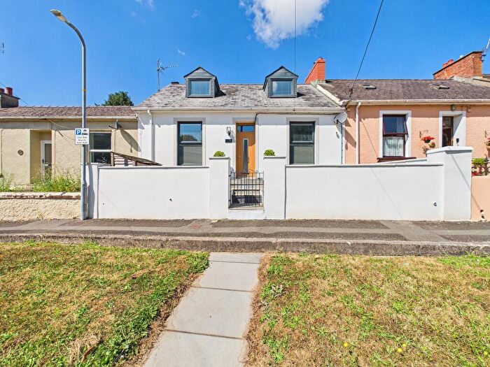 3 Bedroom Terraced Bungalow For Sale In Waterloo Road, Pembroke Dock, SA72