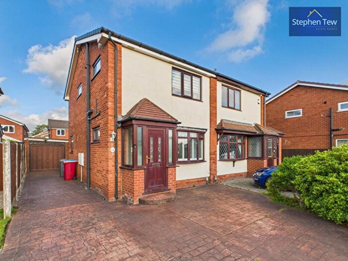 3 Bedroom Semi-Detached House For Sale In Carterville Close, Blackpool, FY4