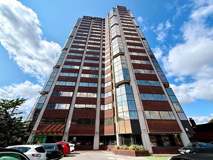 1 Bedroom Flat To Rent In Metropolitan House, Hagley Road, Birmingham, B16