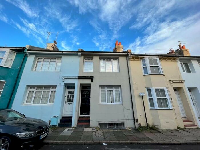 4 Bedroom Terraced House To Rent In St Pauls Street, Brighton, BN2