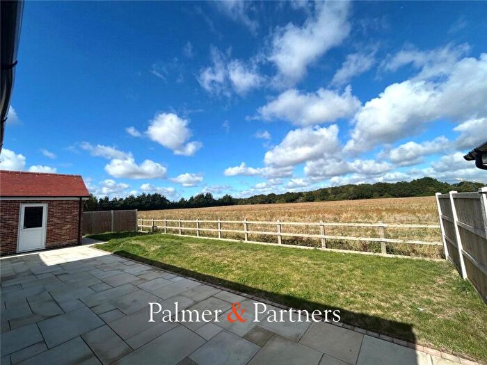 3 Bedroom Bungalow For Sale In The Meadows, Little Clacton, Clacton-on-Sea, Essex, CO16