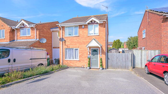 3 Bedroom Detached House For Sale In Birkdale Close On Sunningdale In Grantham, NG31