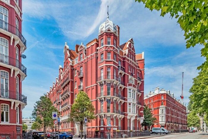 4 Bedroom Flat To Rent In Cabbell Street, London, NW1