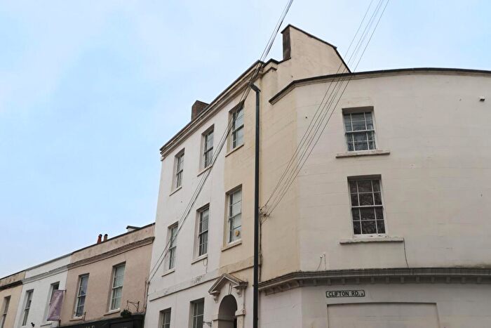 4 Bedroom Apartment To Rent In Clifton Road, Bristol, BS8