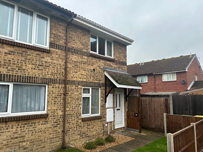2 Bedroom End Of Terrace House To Rent In Finisterre Close, Fareham, PO14