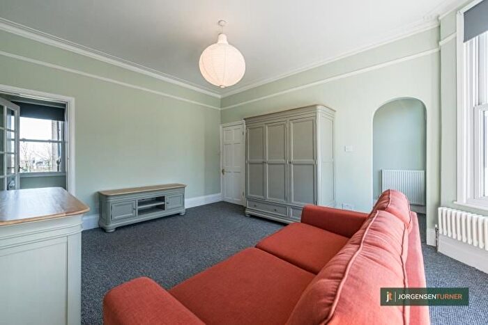 1 Bedroom Flat To Rent In Wrentham Avenue, First Floor Front Flat, NW10