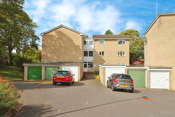 2 Bedroom Flat For Sale In Park Grange Croft, Sheffield, South Yorkshire, S2
