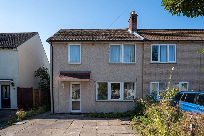 3 Bedroom End Of Terrace House For Sale In Malletts Road, Cambridge, CB1