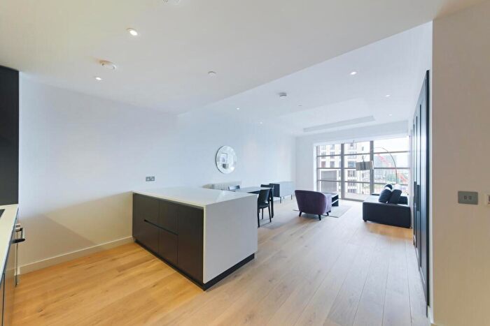 1 Bedroom Apartment For Sale In Kent Building, Hope Street, London, E14