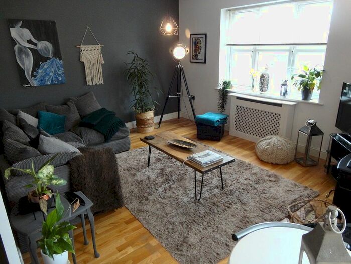 2 Bedroom Flat To Rent In Square Street, Bury, BL0