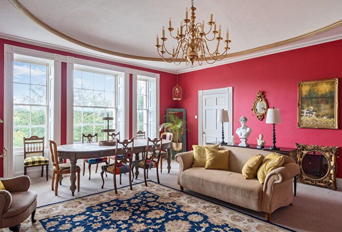 3 Bedroom Flat For Sale In Park Road, Stapleton, Bristol, Somerset, BS16