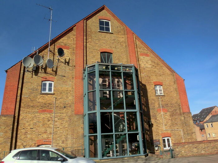 1 Bedroom Apartment To Rent In The Maltings, Clifton Road, Gravesend, DA11