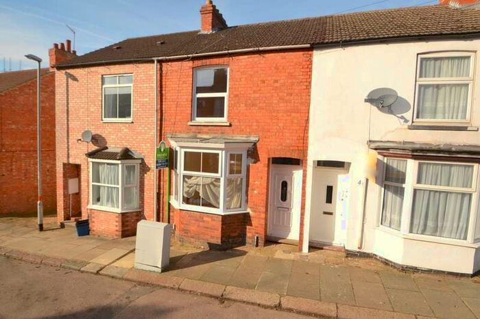 3 Bedroom Terraced House To Rent In Newington Road, Kingsthorpe, Northampton, NN2