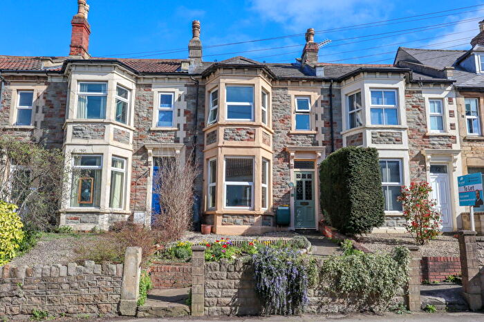 3 Bedroom Terraced House For Sale In London Road, Calne, SN11