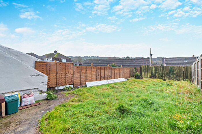 3 Bedroom Terraced House For Sale In Newbridge Road, NP12