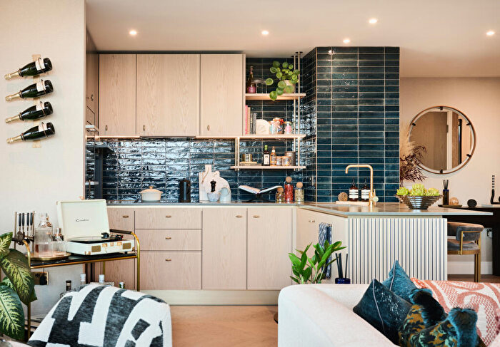 2 Bedroom Apartment For Sale In The Regent, Camden, NW1