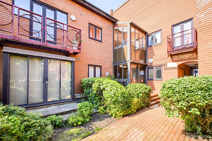 2 Bedroom Apartment To Rent In Kings Court, Livery Street, Jewellery Quarter, B3