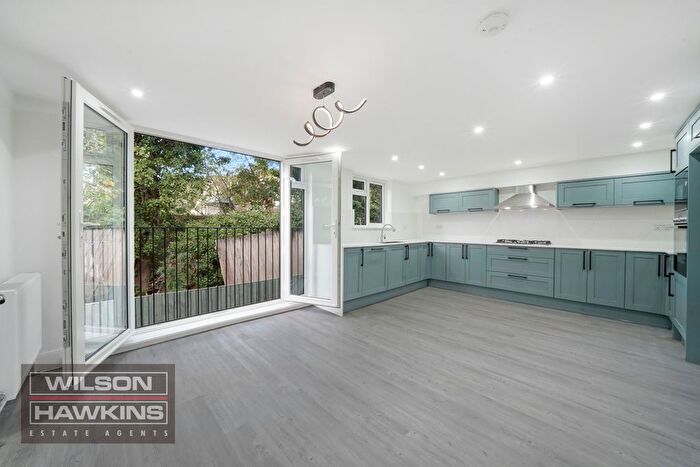 3 Bedroom Cottage For Sale In West Street, Harrow-On-The-Hill, Harrow, HA1