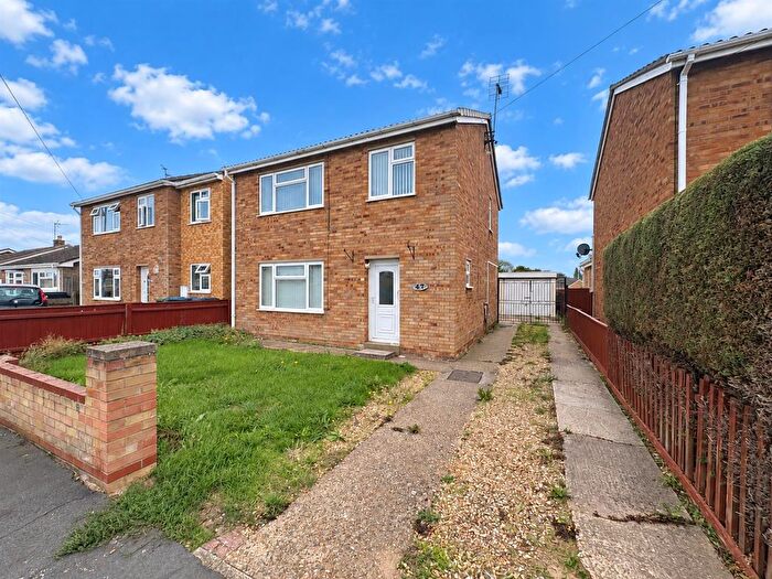 3 Bedroom Detached House For Sale In Churchfield Way, Whittlesey, Peterborough, PE7
