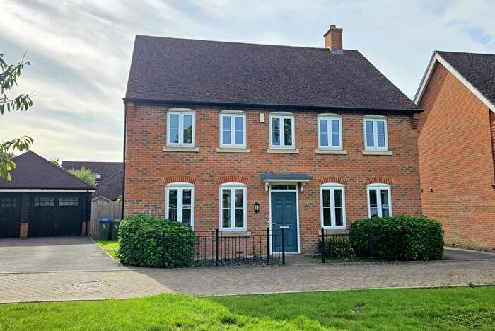 4 Bedroom Detached House To Rent In Pelling Way, Broadbridge Heath, Horsham, West Sussex., RH12