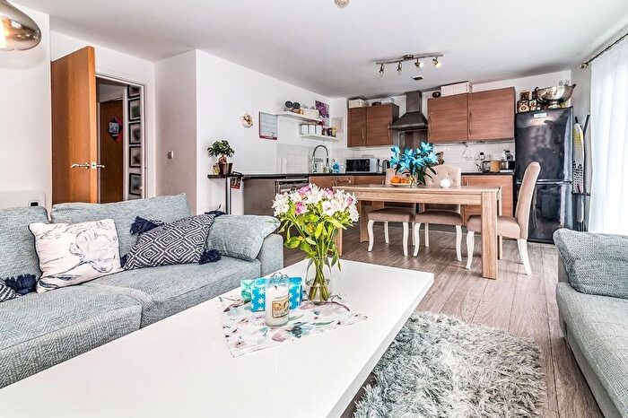 2 Bedroom Flat For Sale In Broughton Lane, The Vibe, M7