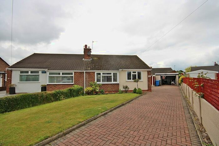2 Bedroom Bungalow To Rent In Wilmslow Crescent, Thelwall, Warrington, WA4