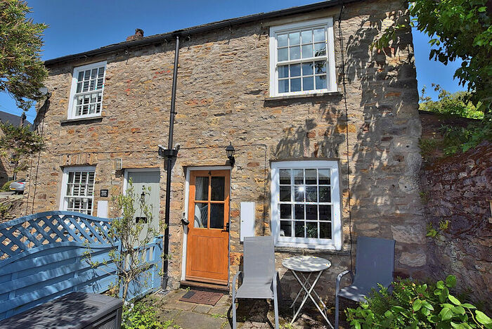 1 Bedroom Semi-Detached House For Sale In Youngs Yard, Richmond, DL10