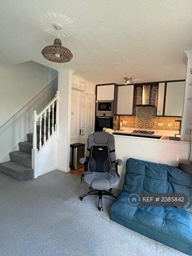 1 Bedroom Semi-Detached House To Rent In Cambridge Road, West Molesey, KT8