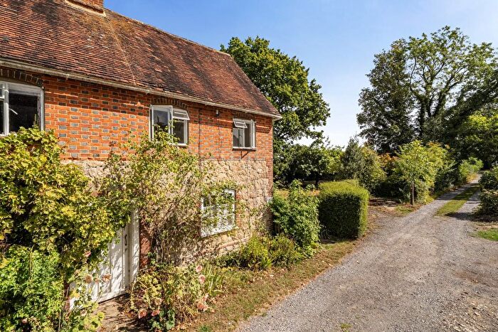2 Bedroom Semi-Detached House For Sale In Egerton House Road, Egerton, Ashford, TN27