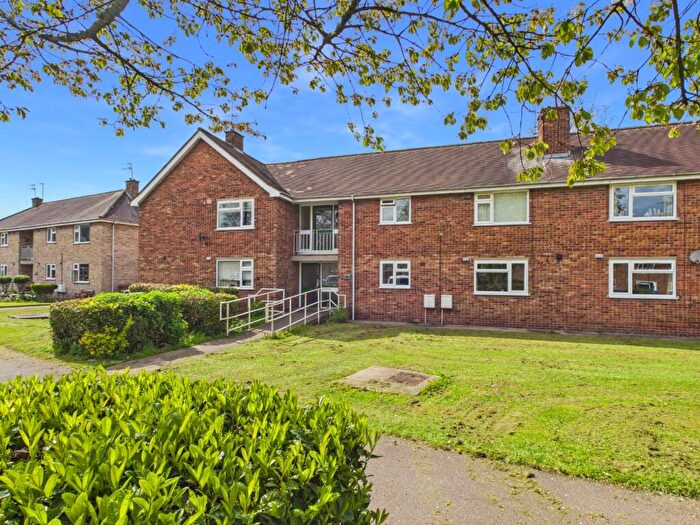 1 Bedroom Flat For Sale In Saners Close, Cottingham, HU16