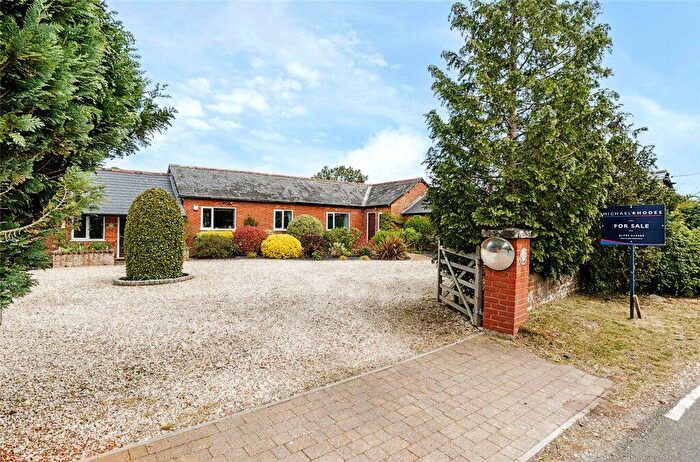 5 Bedroom Bungalow For Sale In Highwood Lane, Romsey, Hampshire, SO51
